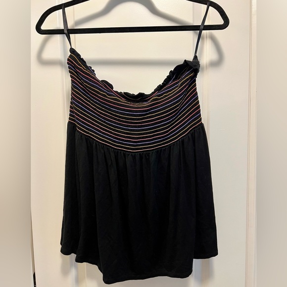 Torrid BLACK STRIPE SMOCKED TUBE TOP size 1 - Picture 1 of 2
